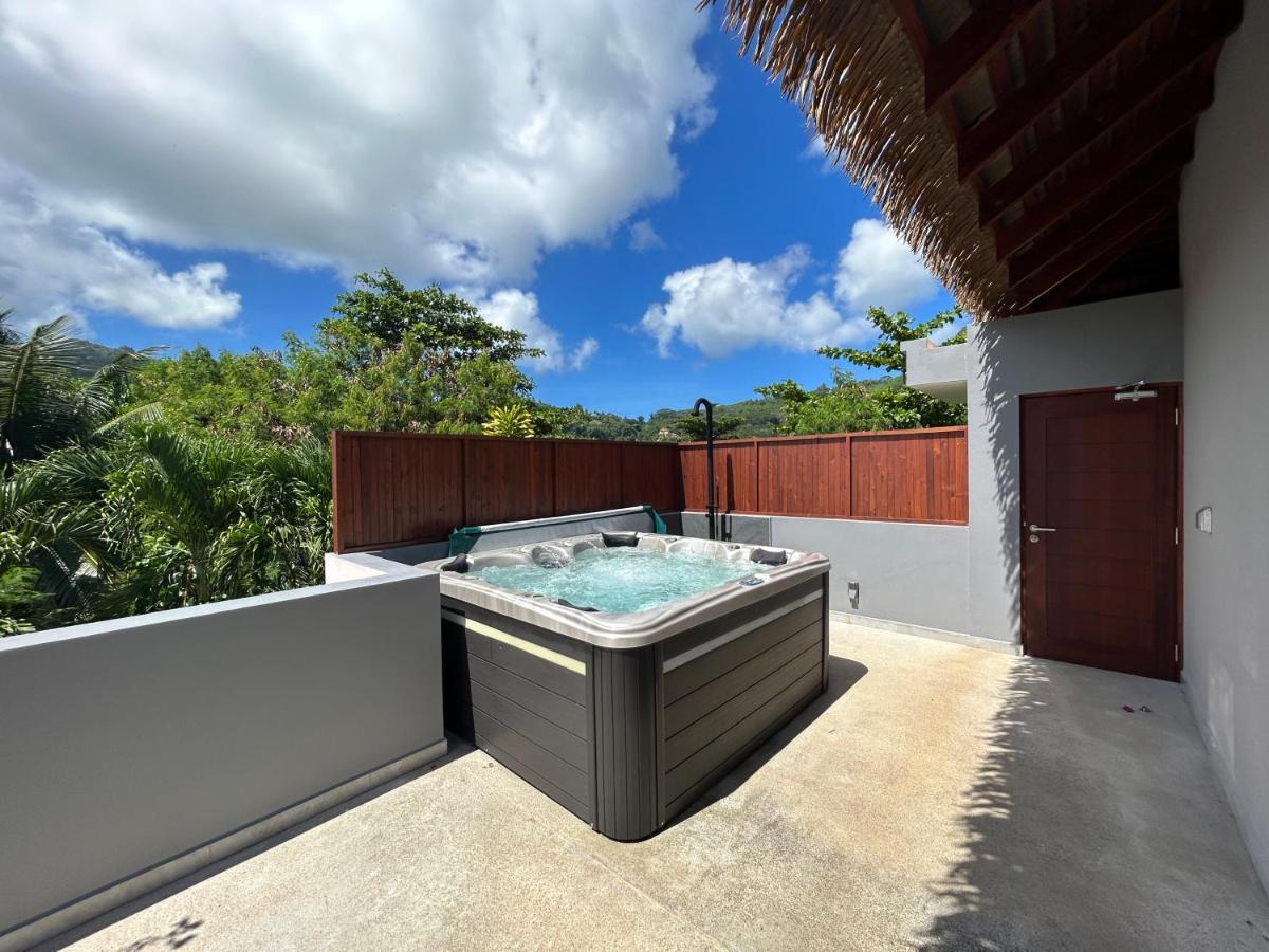 Blue Lagoon Baie Lazare  Bagian luar foto