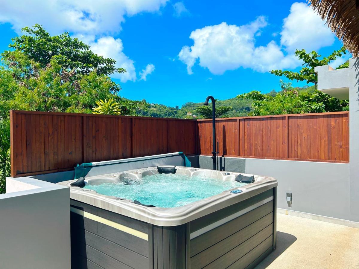 Blue Lagoon Baie Lazare  Bagian luar foto