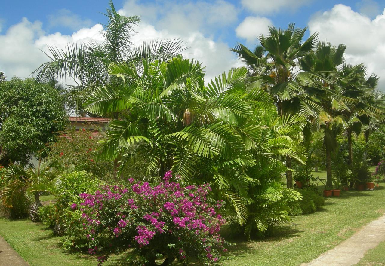 Blue Lagoon Baie Lazare  Bagian luar foto