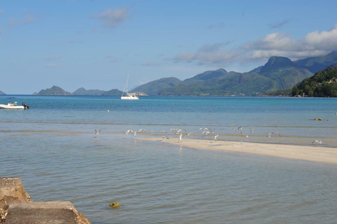 Blue Lagoon Baie Lazare  Bagian luar foto